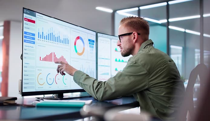 Big Computer Monitors