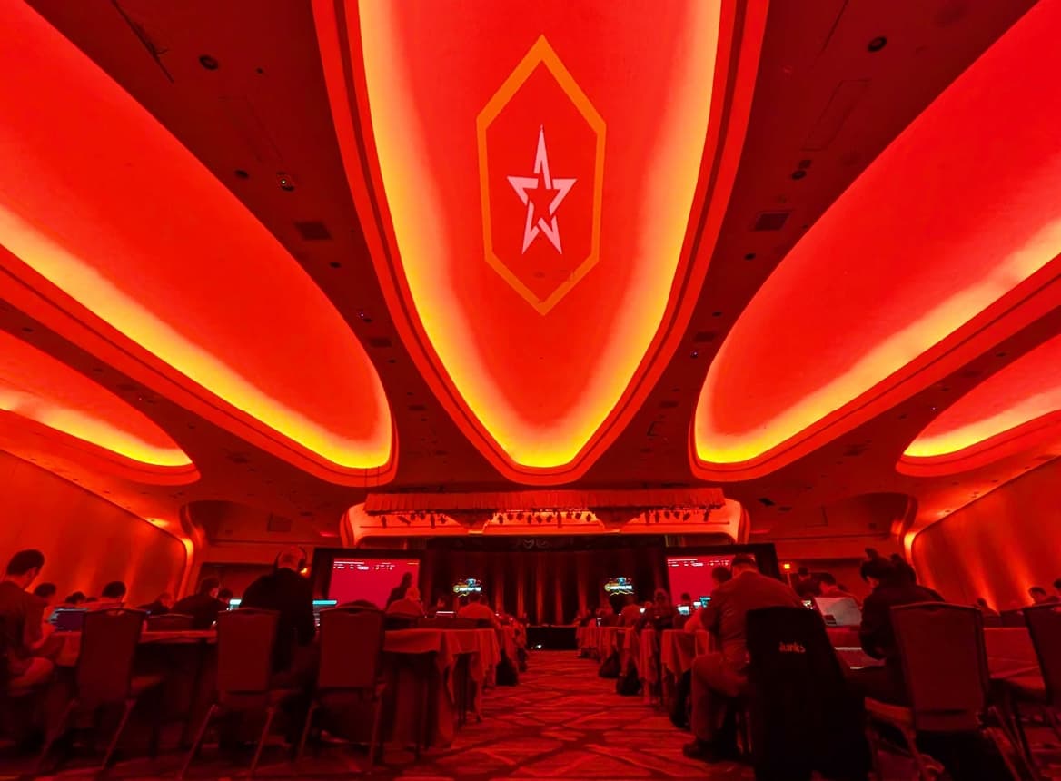 Netwars: Large Room with Red Lights