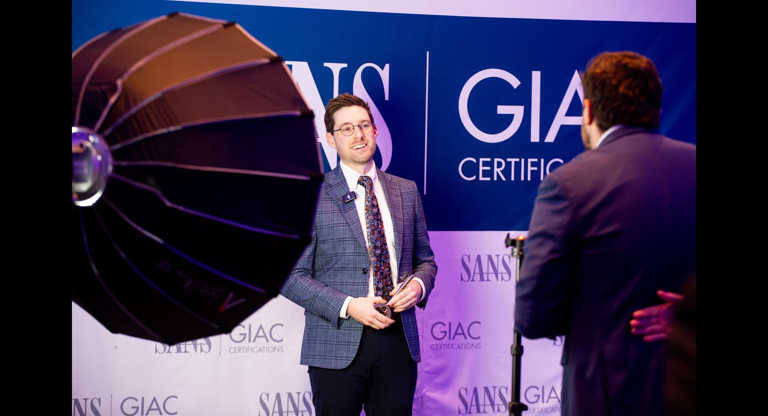 (photo credit: Lauren Murphy): https://www.laurenmurphyphoto.com/